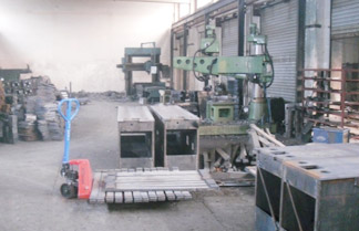 方矩管車(chē)間-1000噸螺旋活套